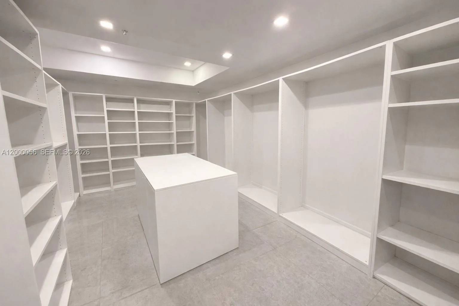 17301 Biscayne Blvd # 308, North Miami Beach, FL 33160 photo 12