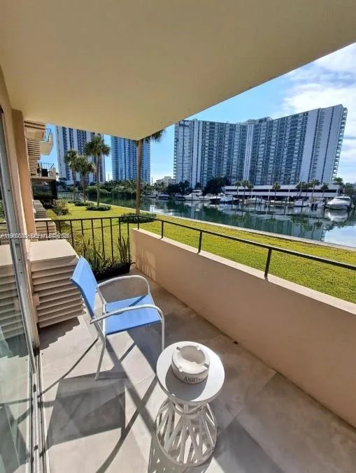 220 Kings Point Dr # 106, Sunny Isles Beach, FL 33160 photo 7