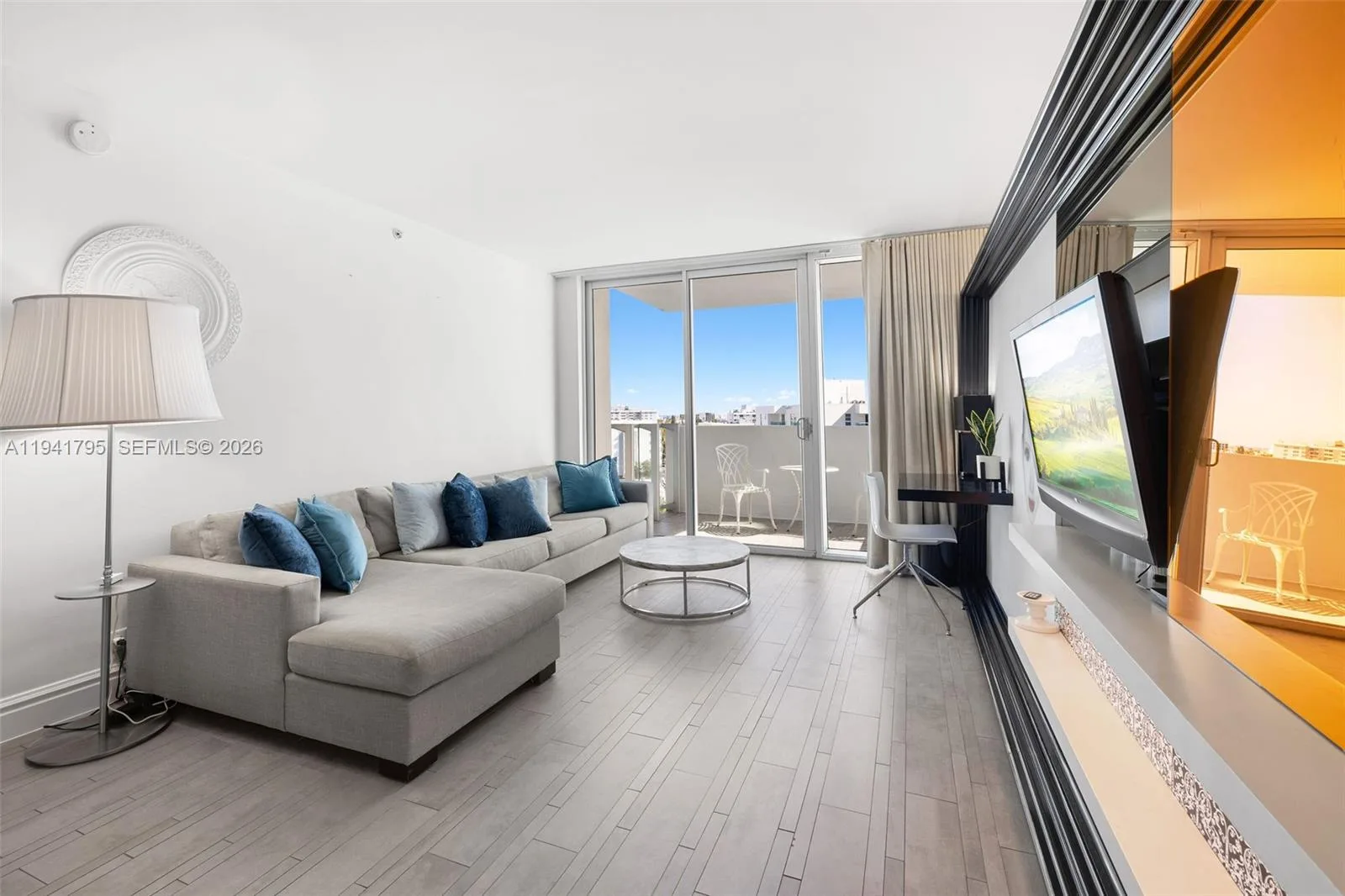 1100 West Ave # 827, Miami Beach, FL 33139 photo 4