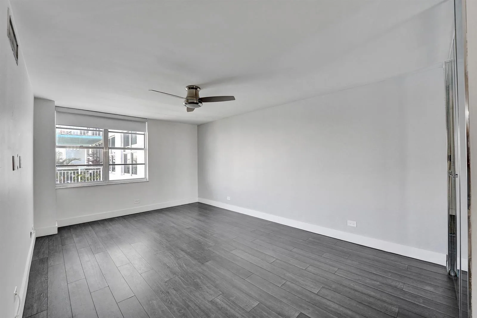 301 174th Street # 1401, Sunny Isles Beach, FL 33160 photo 6