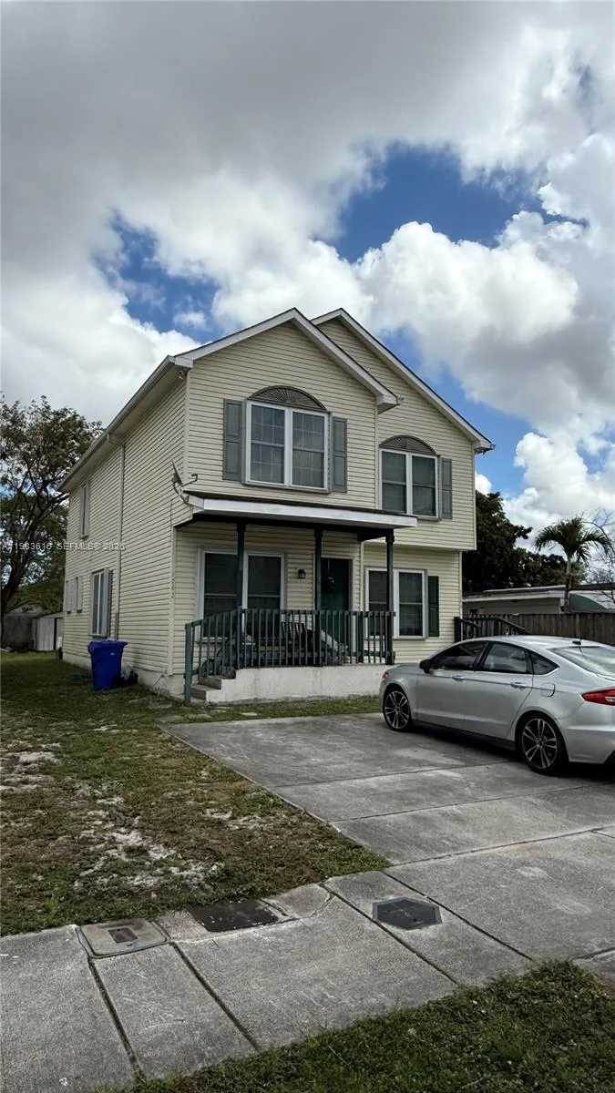 1738 SW 44th Ter, Fort Lauderdale, FL 33317 photo 3