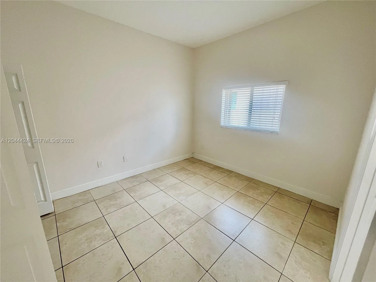 2487 W 5th Ct # Front, Hialeah, FL 33010 photo 11