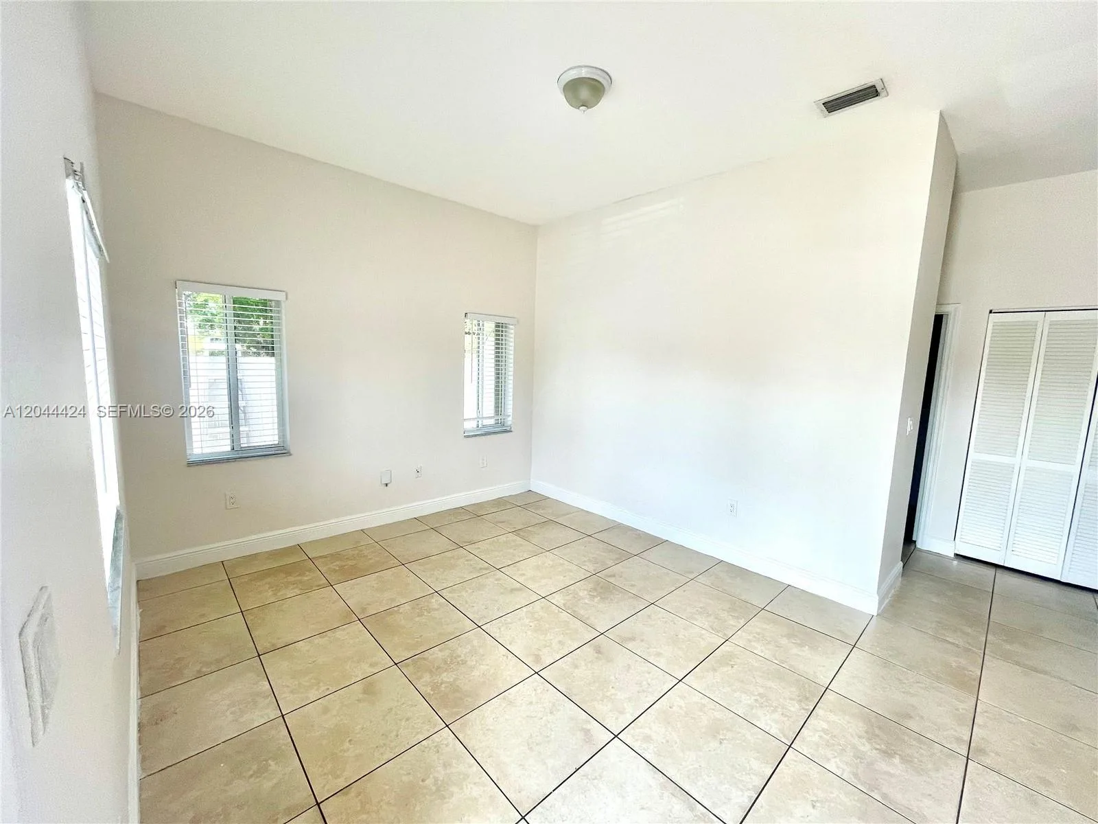 2487 W 5th Ct # Front, Hialeah, FL 33010 photo 4