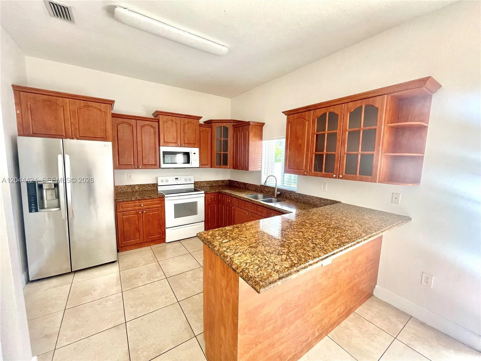 2487 W 5th Ct # Front, Hialeah, FL 33010 photo 7