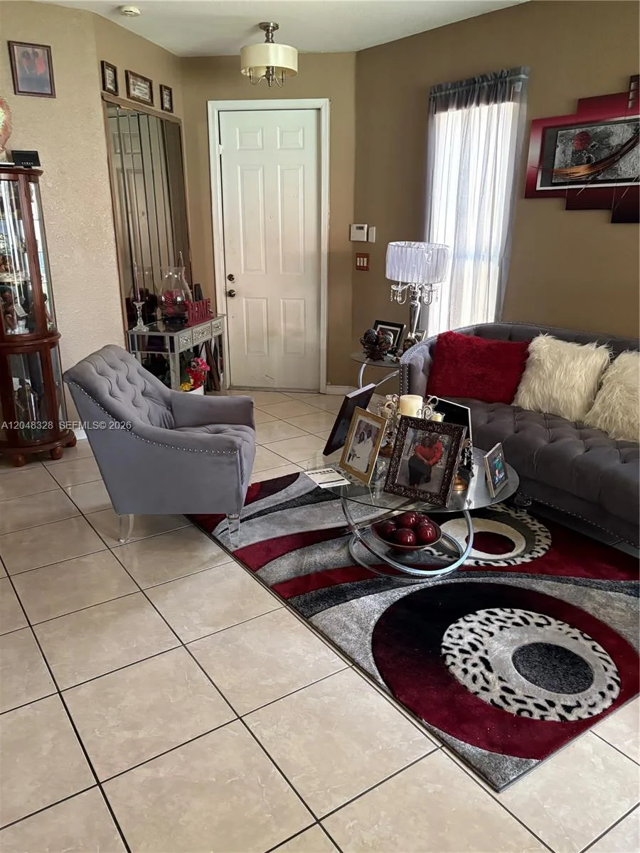 3976 NE 13th Dr # 3976, Homestead, FL 33033