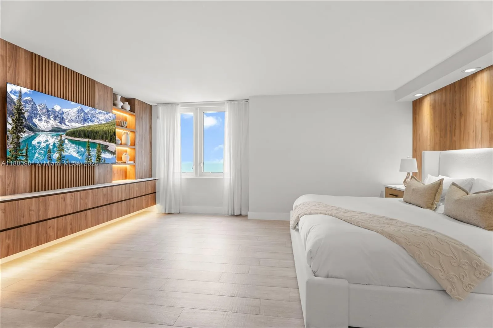 2301 Collins Ave # 1523-24, Miami Beach, FL 33139 photo 13