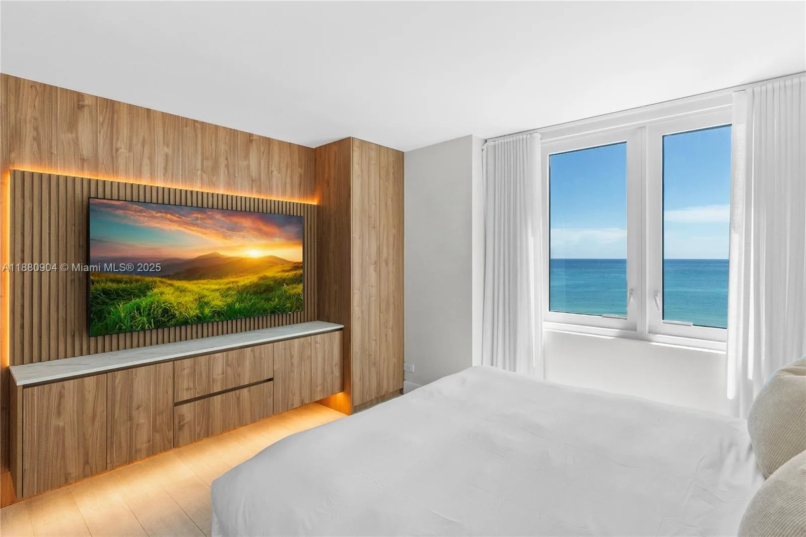 2301 Collins Ave # 1523-24, Miami Beach, FL 33139 photo 6