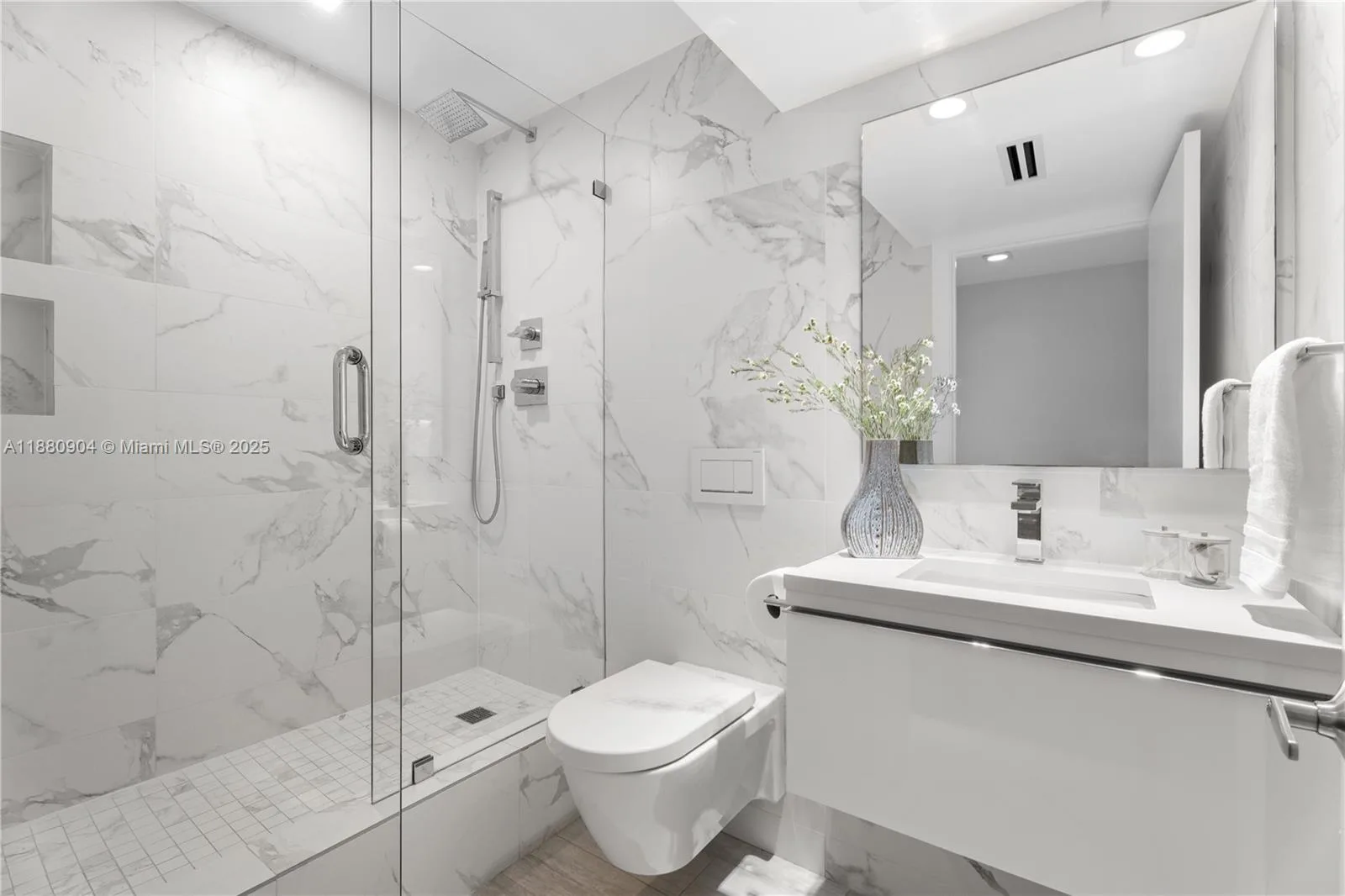 2301 Collins Ave # 1523-24, Miami Beach, FL 33139 photo 8