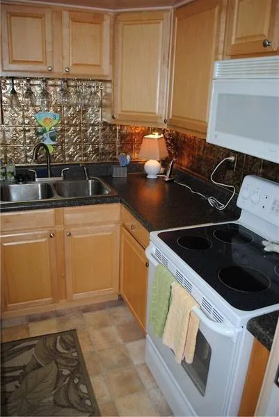 1967 S Ocean Boulevard # 305, Lauderdale By The Sea, FL 33062 photo 8