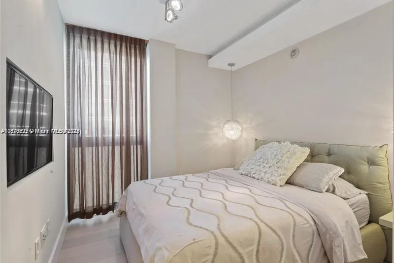 17001 Collins Ave # 908, Sunny Isles Beach, FL 33160 photo 13