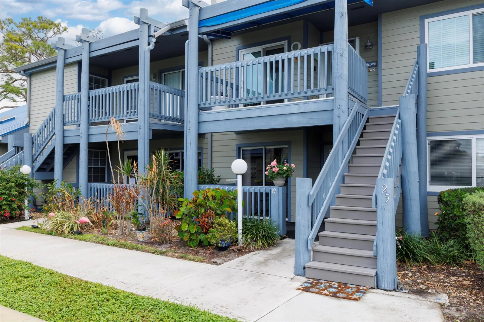 1421 NE 14th Court # Q-19, Jensen Beach, FL 34957 photo 5