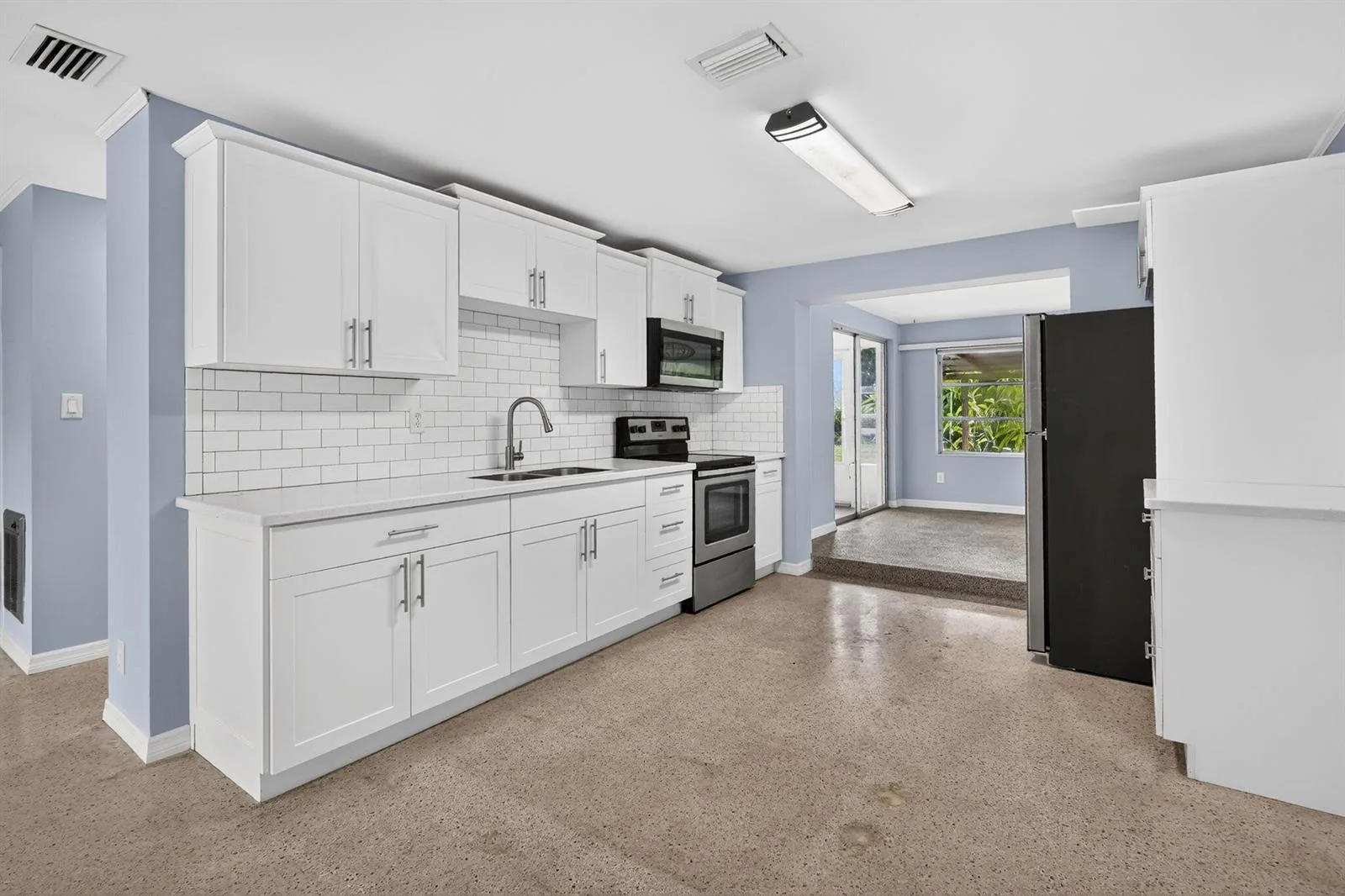820 SE 13th Street, Stuart, FL 34994 photo 8