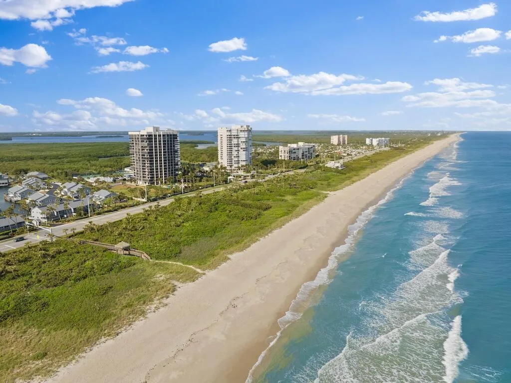 4949 N Highway A1a # 61, Hutchinson Island, FL 34949