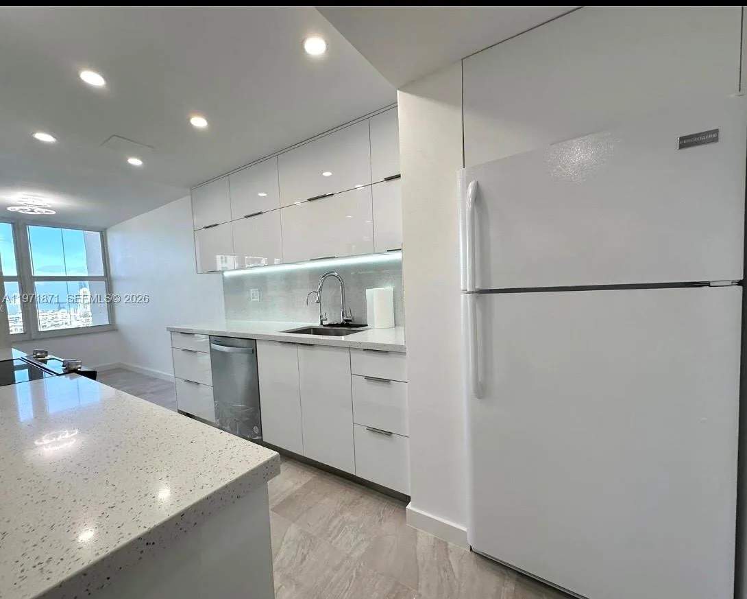 230 174th St # 1505, Sunny Isles Beach, FL 33160