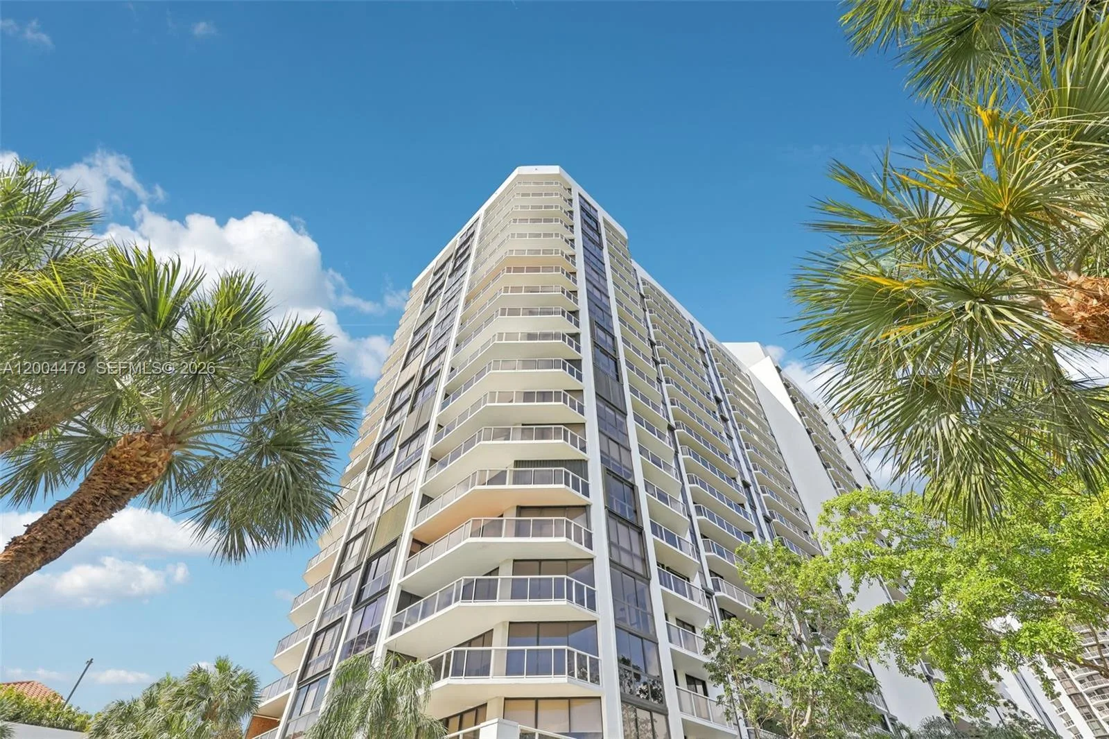 3640 Yacht Club Dr # 1007, Aventura, FL 33180