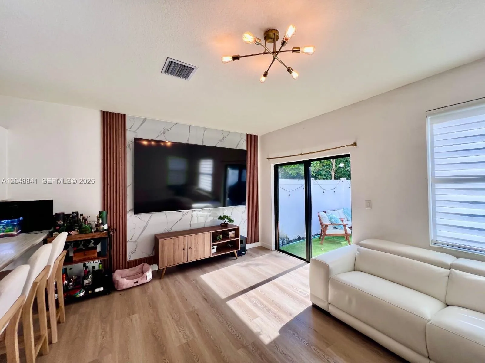 10939 W 32nd Ln, Hialeah, FL 33018 photo 3