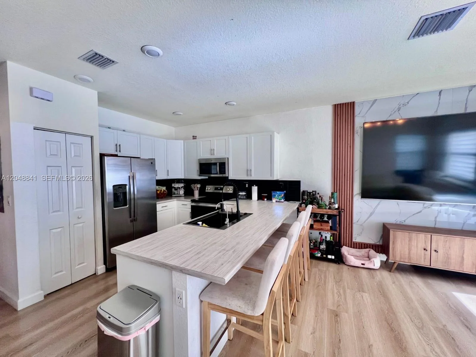 10939 W 32nd Ln, Hialeah, FL 33018 photo 5