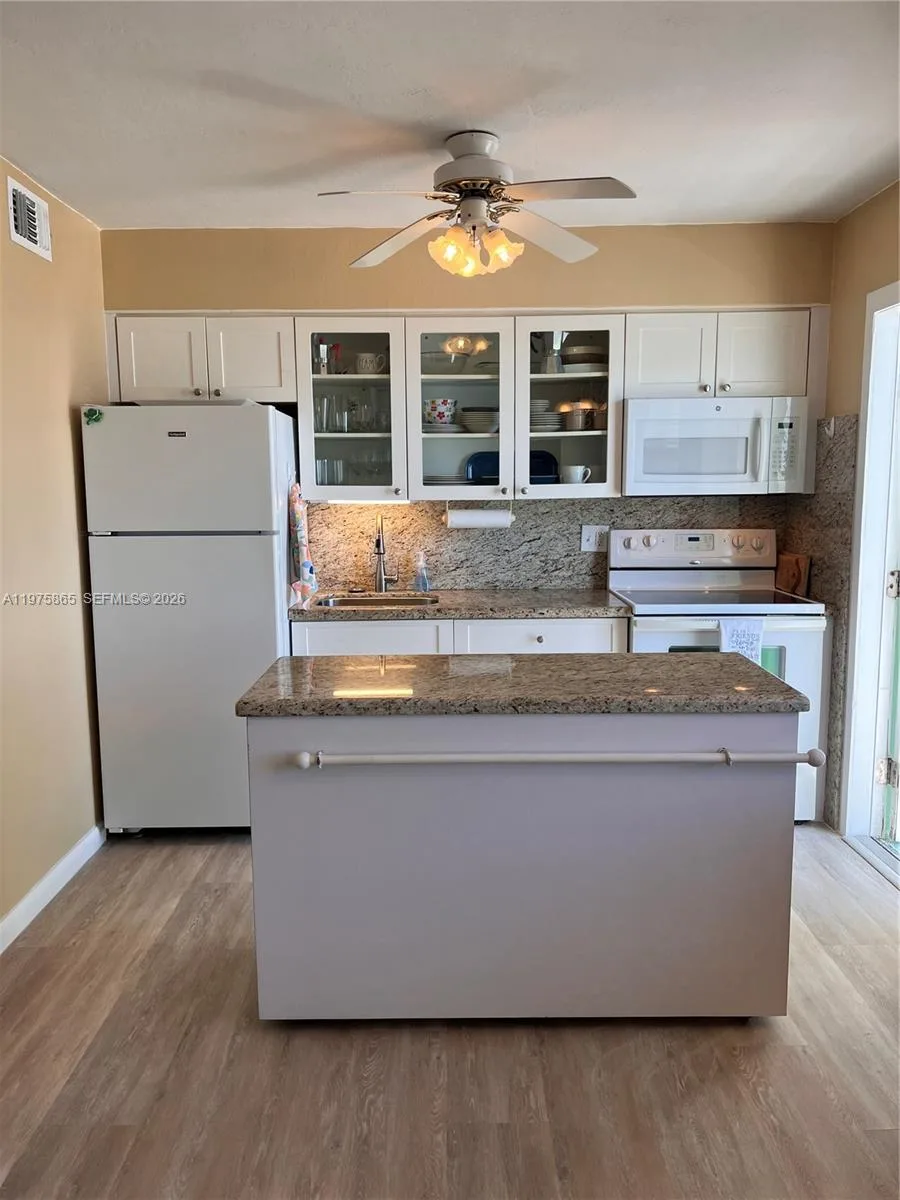 2600 N Surf Rd # 403, Hollywood, FL 33019 photo 12
