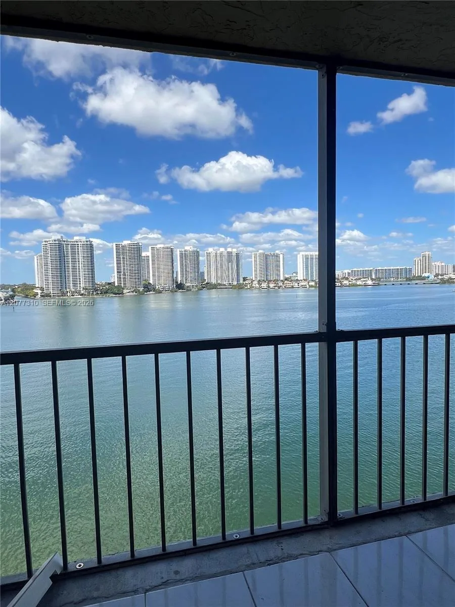 17500 N Bay Rd # S907, Sunny Isles Beach, FL 33160 photo 10