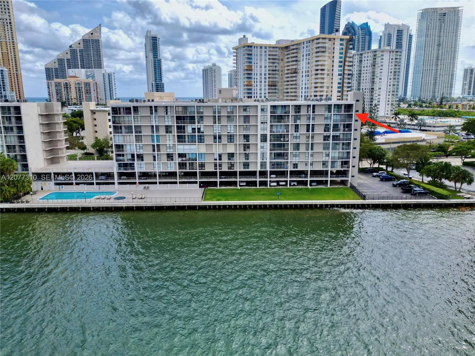 17500 N Bay Rd # S907, Sunny Isles Beach, FL 33160 photo 2