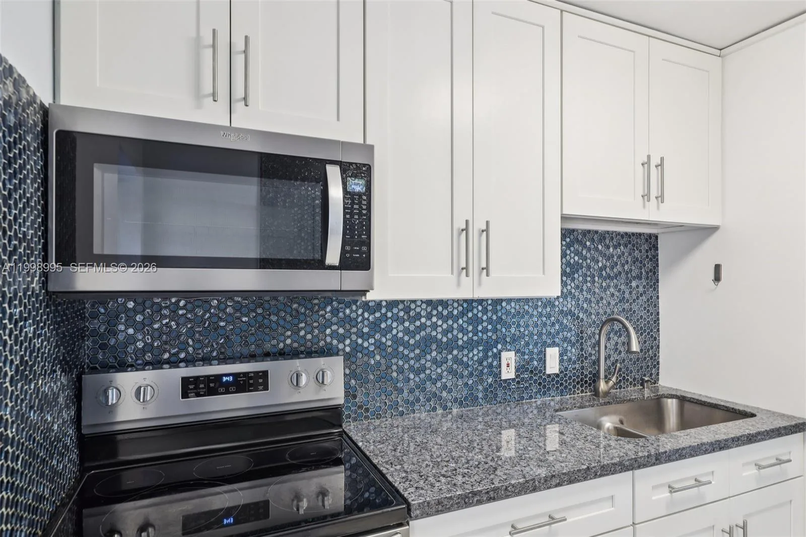 1682 NE 124th Ln, North Miami, FL 33181 photo 6