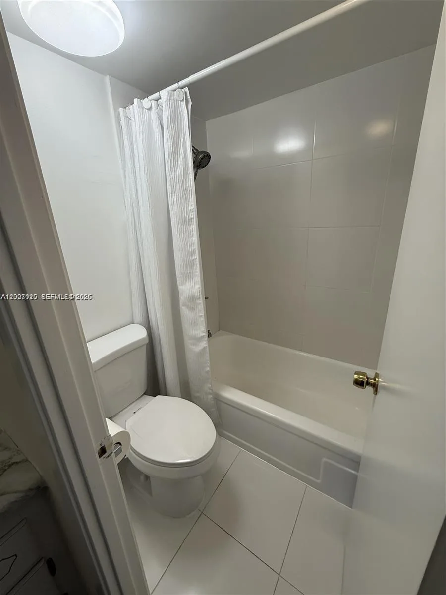 300 Diplomat Pkwy # 712, Hallandale Beach, FL 33009 photo 5