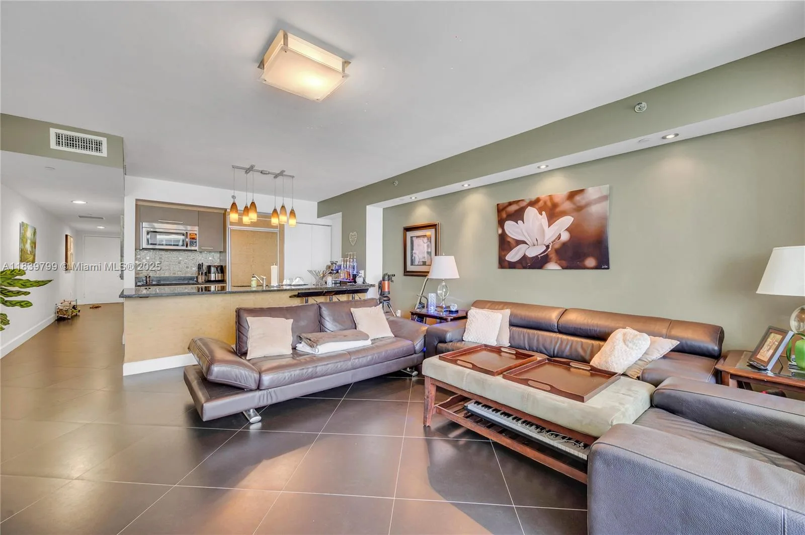 1830 S Ocean Dr # 3709, Hallandale Beach, FL 33009 photo 5