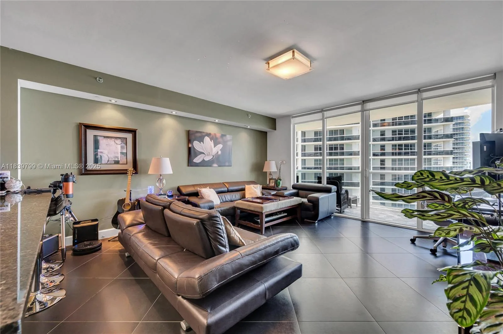1830 S Ocean Dr # 3709, Hallandale Beach, FL 33009 photo 8
