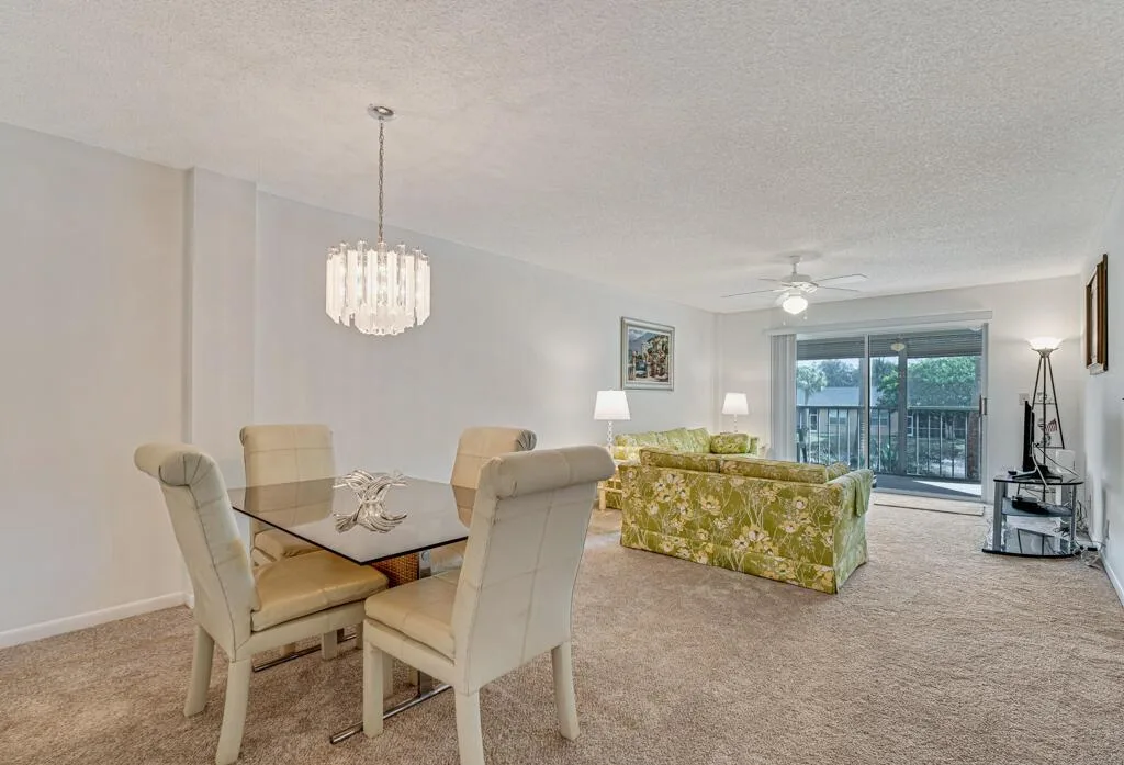 3146 Via Poinciana # 203, Lake Worth, FL 33467 photo 4