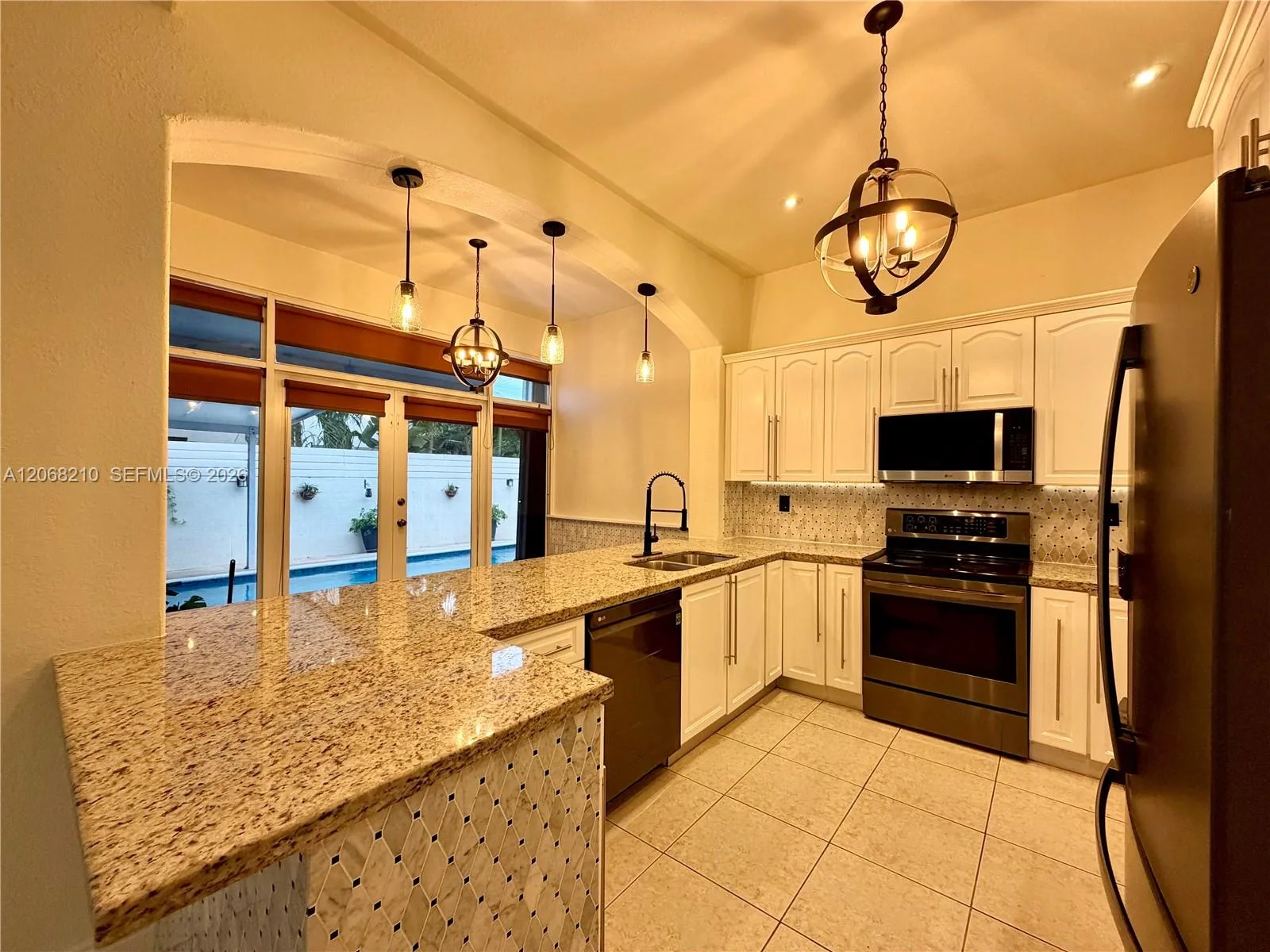 2802 SW 149th Pl, Miami, FL 33185 photo 9
