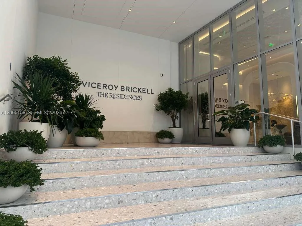 77 SE 5th Street # 2515, Miami, FL 33131 photo 3