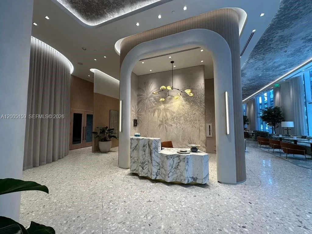 77 SE 5th Street # 2515, Miami, FL 33131 photo 4