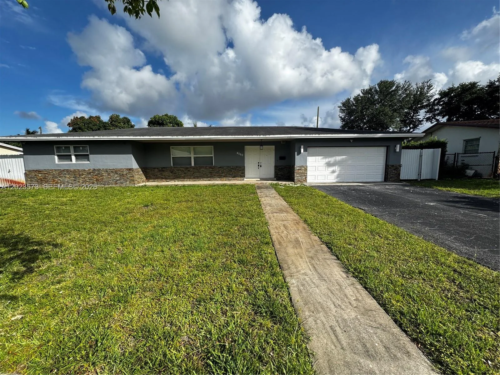 4560 NW 6th Ct, Plantation, FL 33317