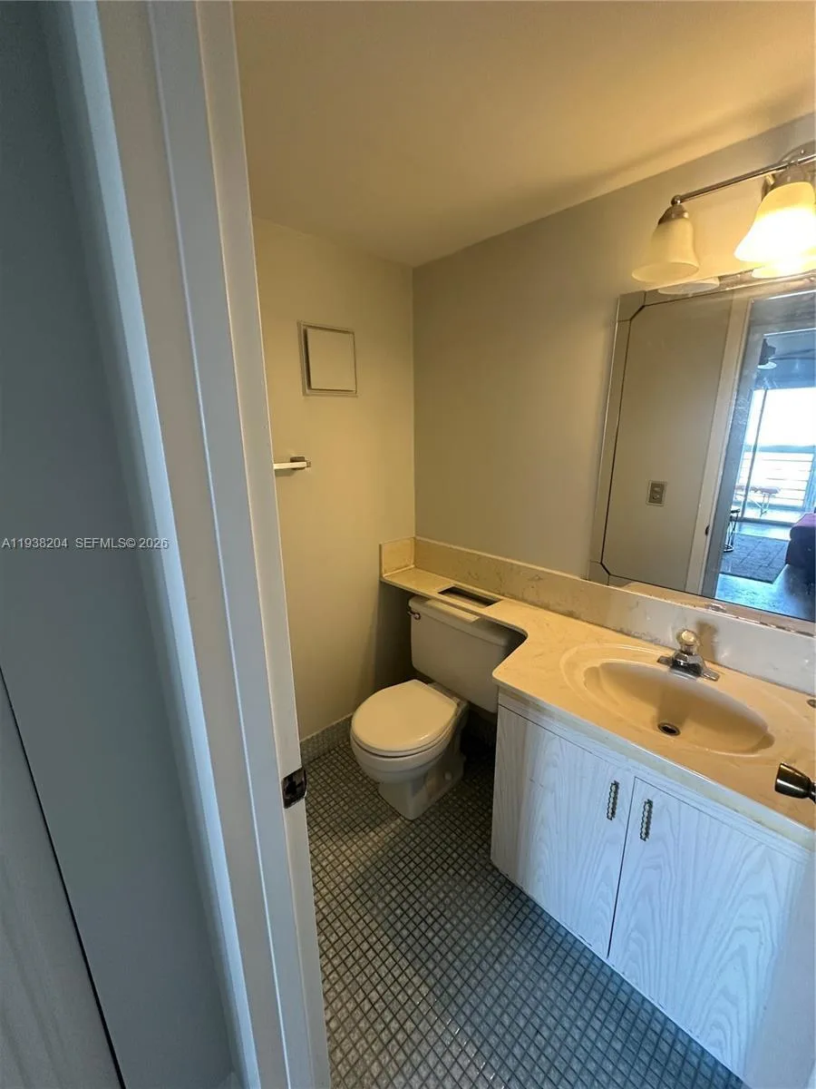 3043 Exeter, Boca Raton, FL 33434 photo 9