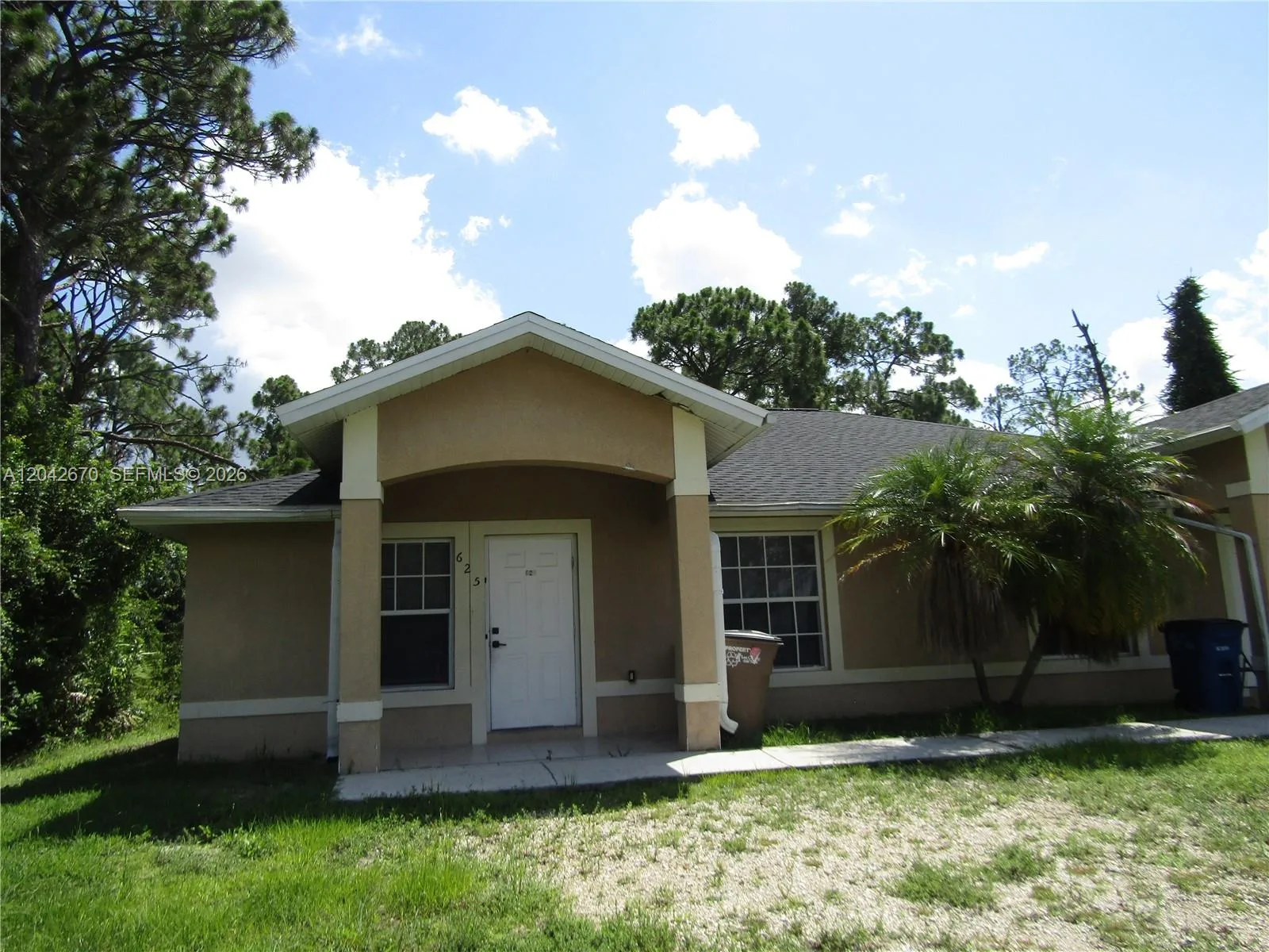 625 Meadow # 625, Lehigh Acres, FL 33973