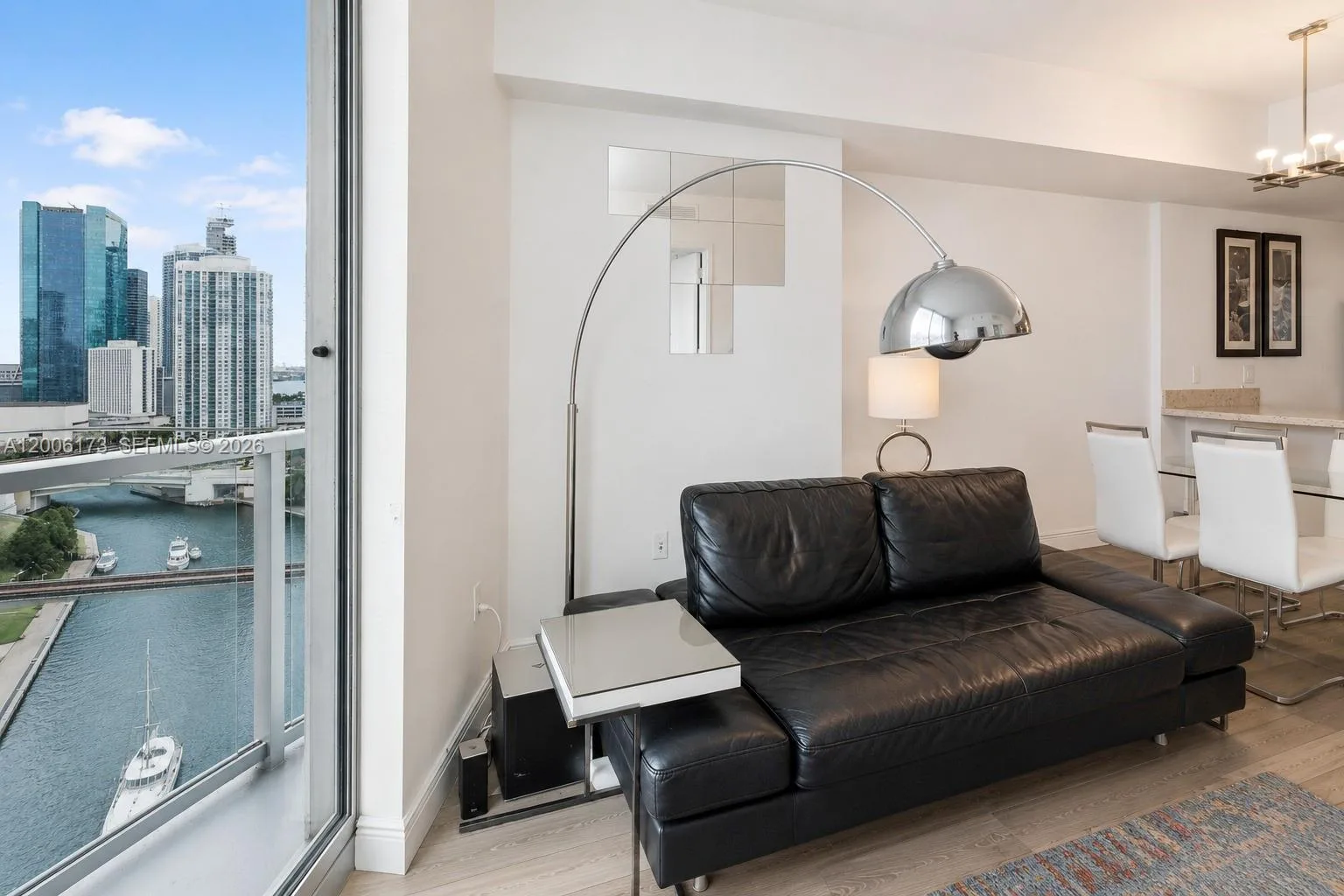 185 SW 7th St # 2105, Miami, FL 33130 photo 7