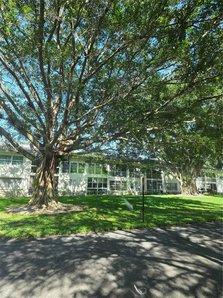 2612 Nassau Bnd # E2, Coconut Creek, FL 33066 photo 11