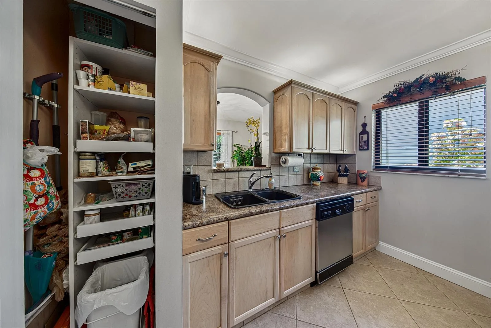 2130 NE 9th Avenue, Wilton Manors, FL 33305 photo 13