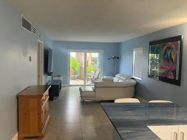2901 NE 51st Street # 5, Fort Lauderdale, FL 33308