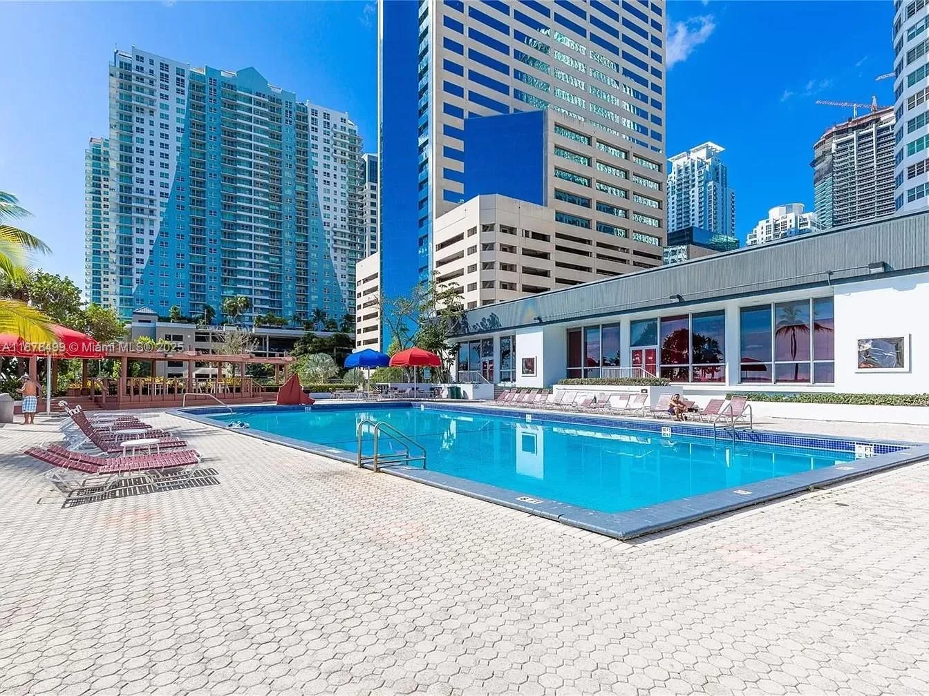 825 Brickell Bay Dr # 2041, Miami, FL 33131 photo 11