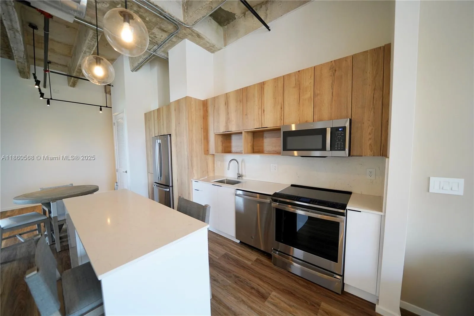 Little River Center Lofts – photo 17