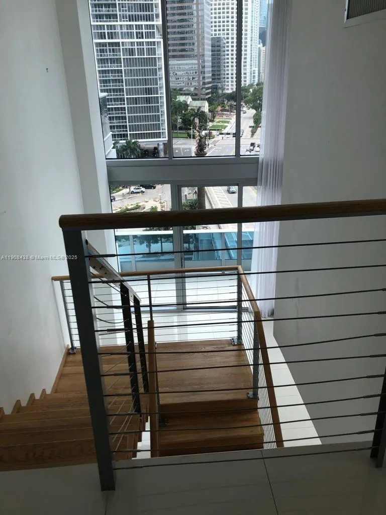 200 Biscayne Boulevard Way # 902, Miami, FL 33131 photo 8