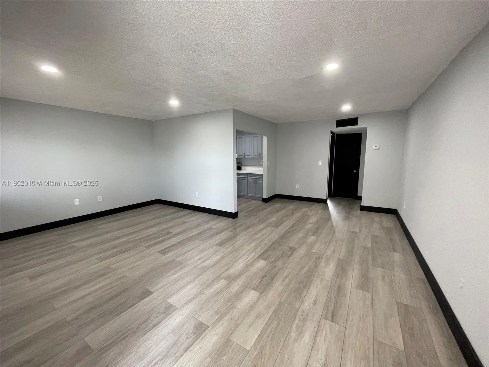 Casa Linda Apartments – photo 21