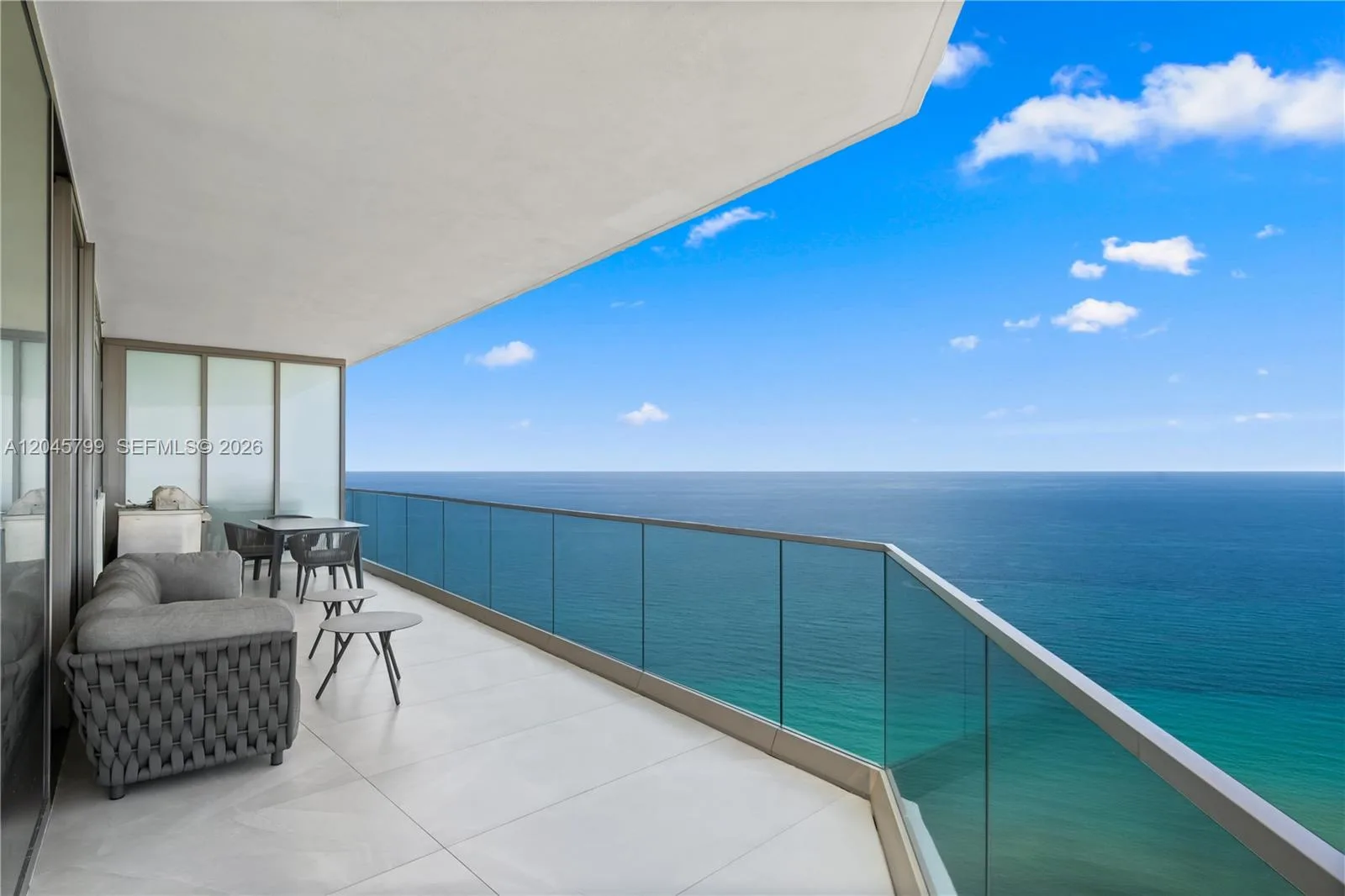 18975 Collins Ave # 3204, Sunny Isles Beach, FL 33160 photo 4