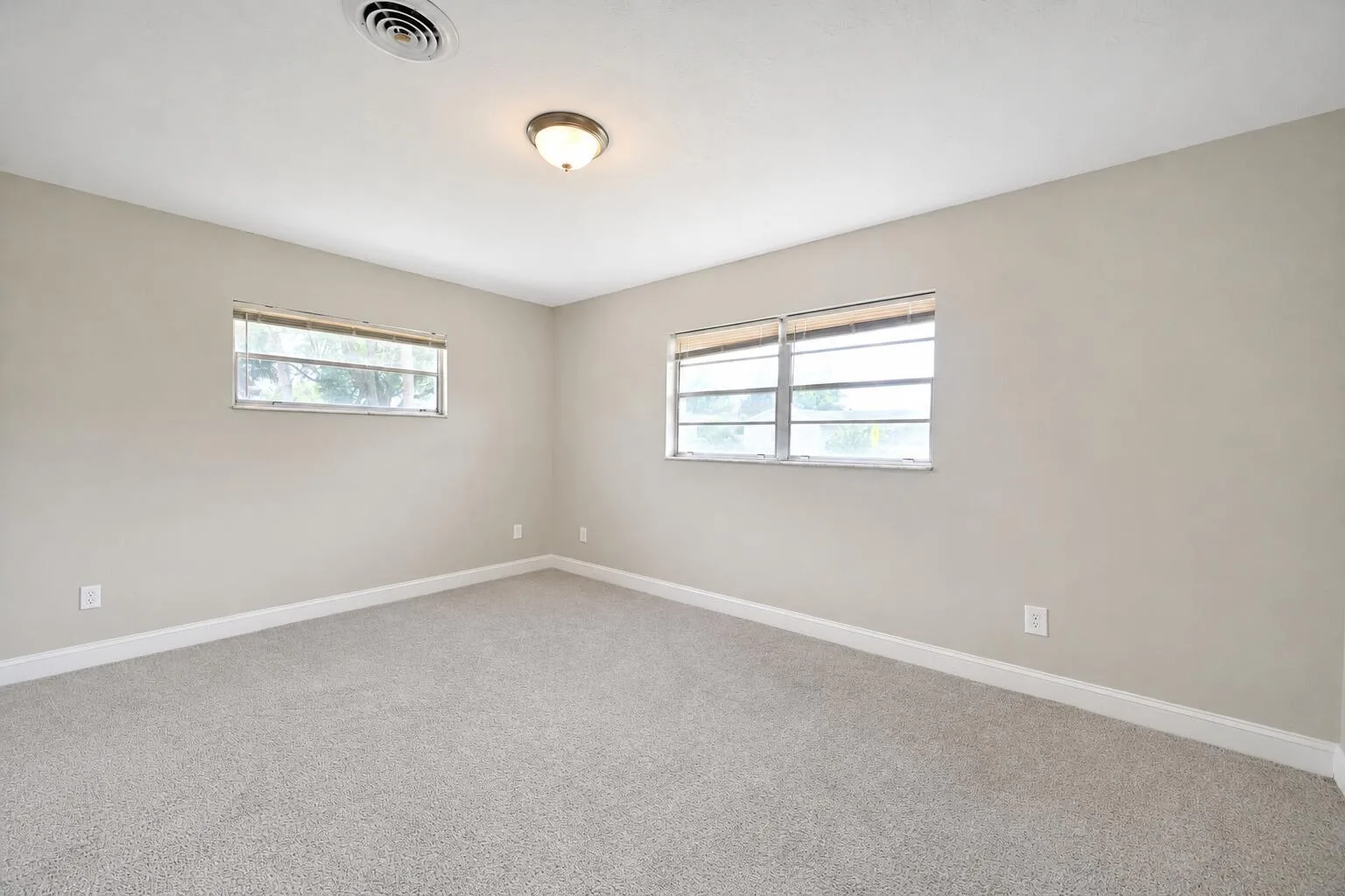 833 PARK MANOR Drive, Orlando, FL 32825 photo 13