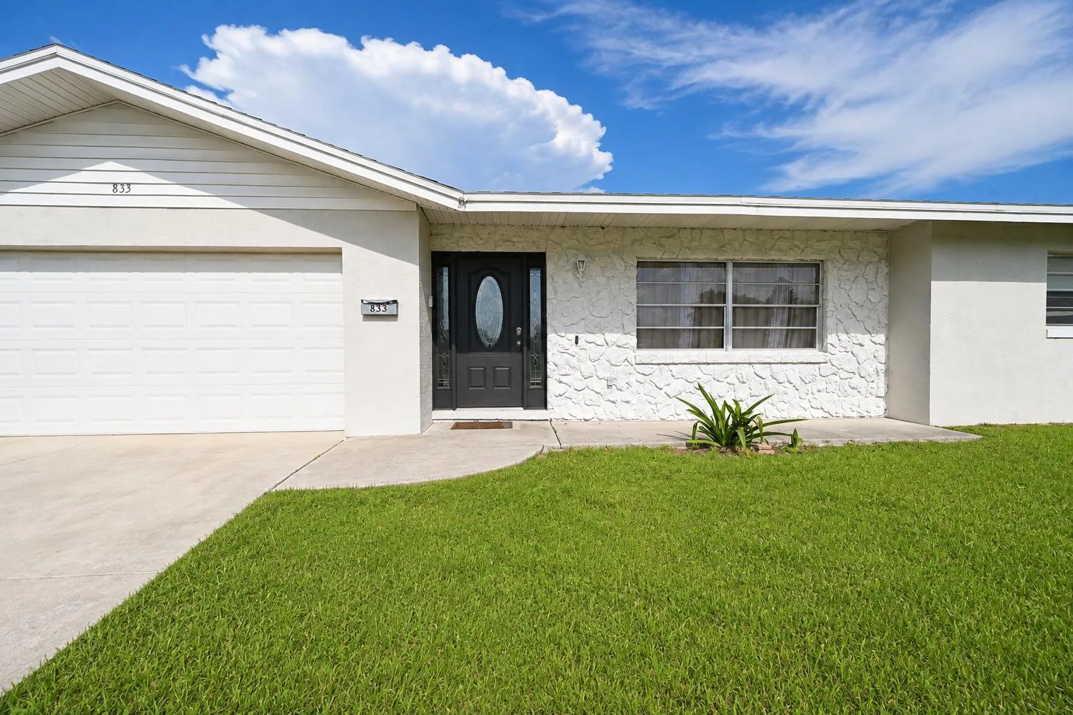 833 PARK MANOR Drive, Orlando, FL 32825 photo 2