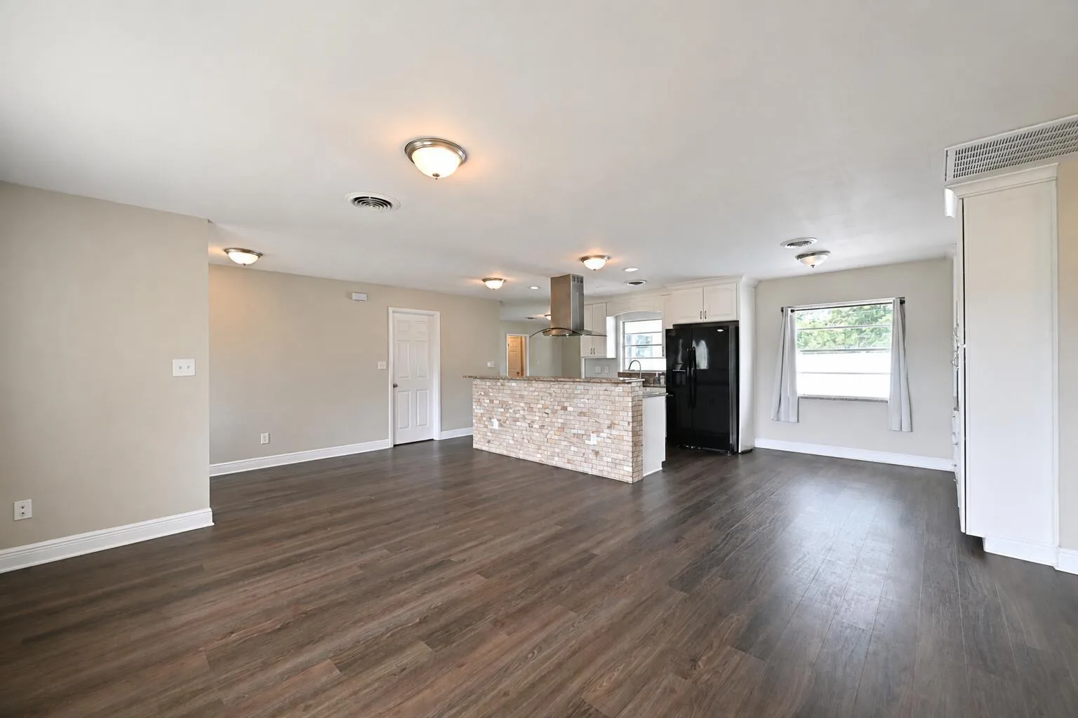 833 PARK MANOR Drive, Orlando, FL 32825 photo 7