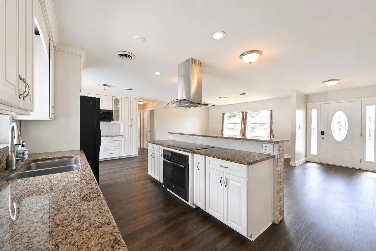 833 PARK MANOR Drive, Orlando, FL 32825 photo 8