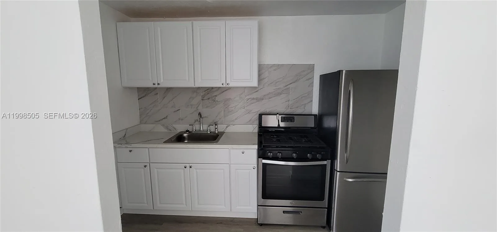 111 SW 18th Ave, Miami, FL 33135 photo 2