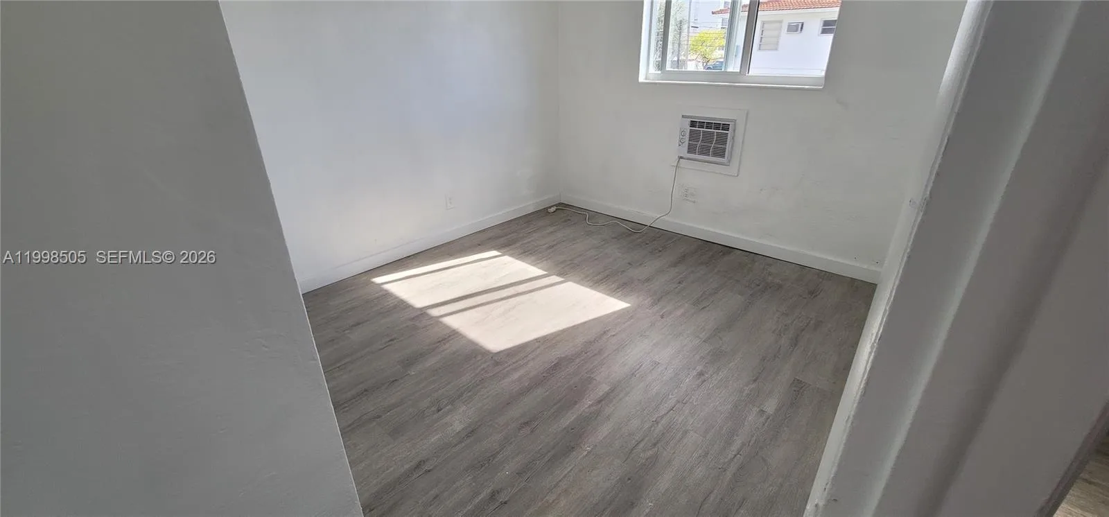 111 SW 18th Ave, Miami, FL 33135 photo 4
